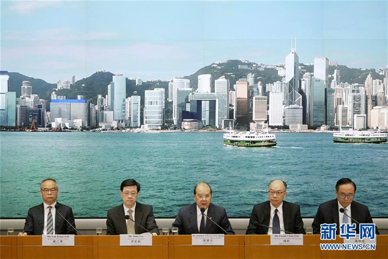 (港澳台·图文互动)(1)香港特区政府多部门:暴力行径无法无天 支持警队严正果断执法